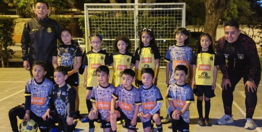 Escuela de indor y futsal