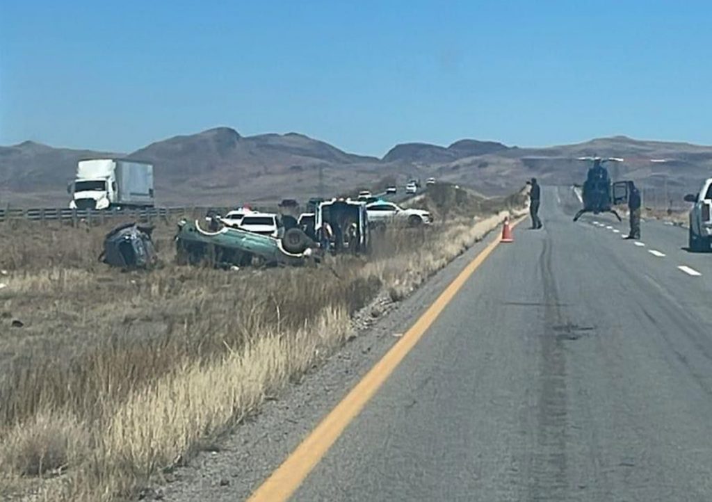 Once migrantes de Ecuador resultaron heridos en un choque de vehículos cerca en Chihuahua - Ciudad Juárez, en México.