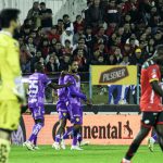 Jugadores del Aucas celebran goles ante Deportivo Cuenca. Foto: API