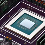 Fotografía cedida por Google donde se muestra a Axion, su primera unidad central de procesamiento (CPU) personalizada basada en Arm, su último esfuerzo para competir con chips similares de sus rivales Amazon y Microsoft, según anunció este martes. La nueva CPU basada en Arm de Google, bautizada Axion, se utilizará para respaldar el trabajo de inteligencia artificial (IA) de Google y "más adelante este año" se lanzará a los clientes comerciales de Google Cloud, que ofrece servicios de computación en la nube. EFE