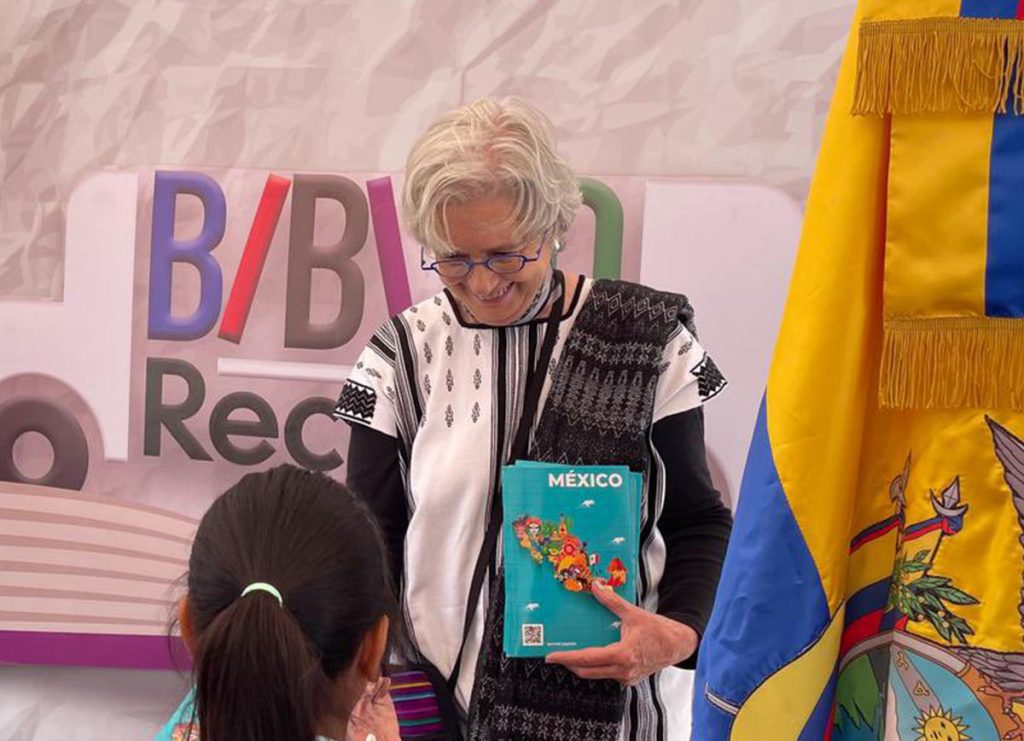 El Gobierno de Ecuador declaró "persona non grata" a la embajadora de México, Raquel Serur, a quien se le pidió abandonar el país de forma inmediata.