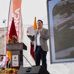 El alcalde Cristian Zamora durante la rendición de cuenta oficial en el centro de la parroquia El Valle, la mañana de ayer. /Cortesía