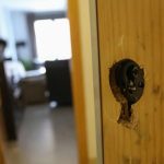 La modalidad más común de robos en domicilios es el estruche, esto es forzar las seguridades.