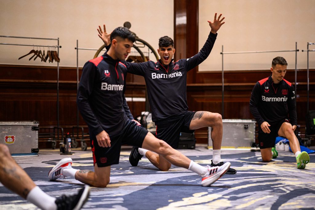 bayer leverkusen hincapié