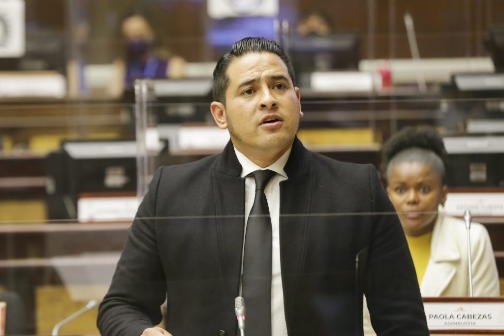 El exasambleísta Ronny Aleaga prófugo de la justicia por el caso Metástasis fue ubicado en Venezuela tras una denuncia de su expareja. Foto Archivo EFE