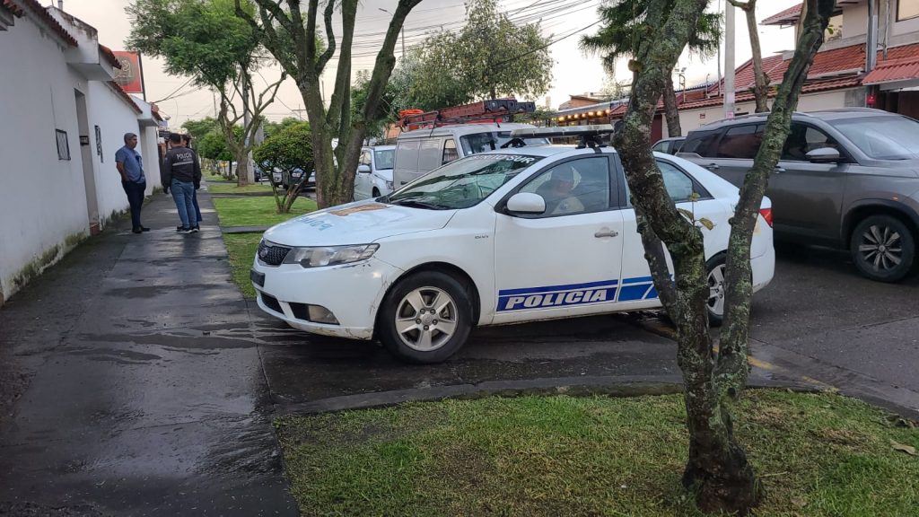 La Policía cumplió las investigaciones de un caso de secuestro registrado en las calles Luis Moreno Mora y Cornelio Merchán, en Cuenca.