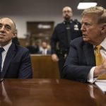 El juicio penal contra el expresidente Donald Trump (2017-2021) llega esta semana a su conclusión con los alegatos finales de las partes