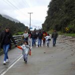 Las fuertes lluvias y los deslizamientos de tierra ocasionaron cierres y puntos críticos en diferentes tramos viales del Azuay.