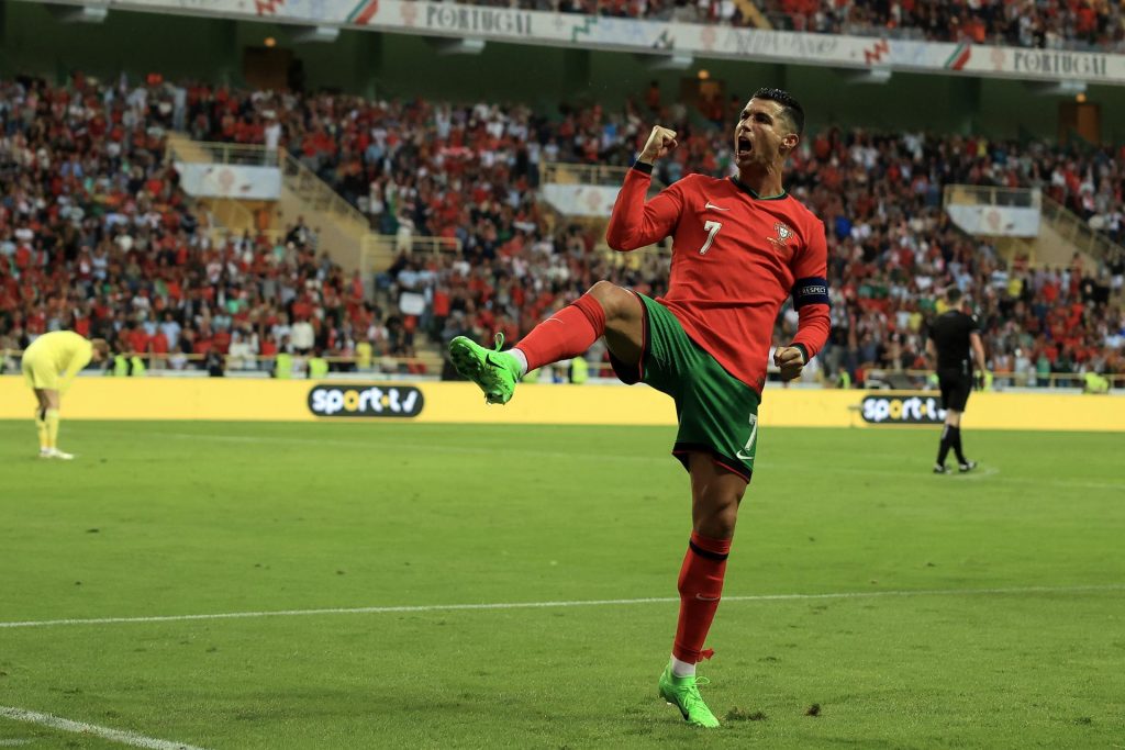Soccer international friendly – Portugal vs Ireland thumbnail