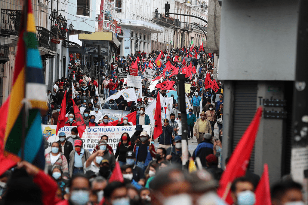 El Frente Unitario de Trabajadores (FUT), anunció una movilización nacional para el 4 de julio de 2024 en contra al alza del precio de los combustibles. Foto EFE
