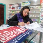 La clausura más reciente ejecutada por la Arcsa se ejecutó en una farmacia en el centro de Cuenca.
