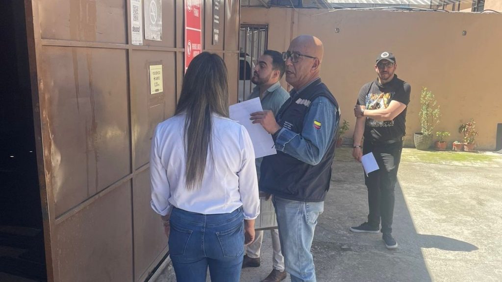 Intendencia y ARC inician proceso para sancionar a distribuidora de gas.