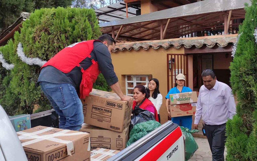 Los útiles escolares se reciben en las instalaciones de la Cruz Roja de Azuay en la Borrero 6-57 y Presidente Córdova. La Cruz Roja ya ha realizado actividades similares con donaciones.