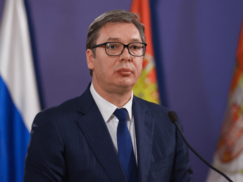 El presidente de Serbia, el nacionalista Aleksandar Vucic, dijo este miércoles que la intransigencia tanto de Occidente como de Rusia son responsables de una escalada de la guerra en Ucrania que, aseguró, es imposible de evitar.