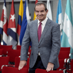 El responsable de la Secretaría General Iberoamericana (SEGIB), Andrés Allamand, ha señalado este martes que Latinoamérica "se encuentra al borde de una nueva década perdida" en términos económicos,