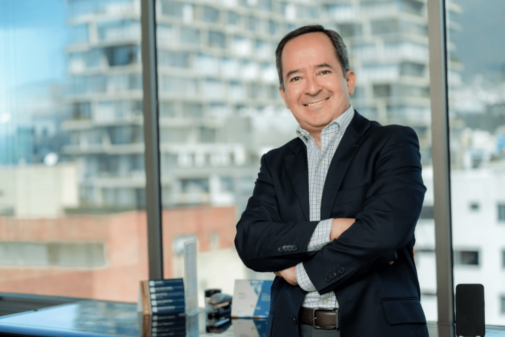 Pan-American Life anunció formalmente la incorporación de Leopoldo Báez como nuevo Gerente General .