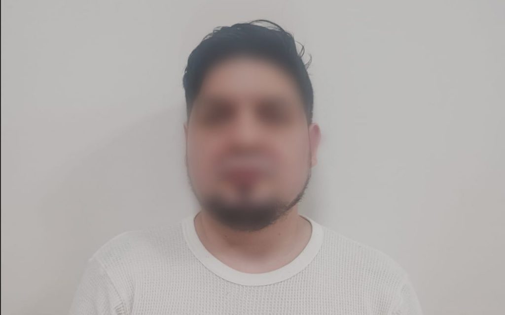 Jhon H fue extraditado desde Estados Unidos a Ecuador. Es investigado por el asesinato de Juan Carlos Heras Cedeño y Jorge Javier Urgiles Paredes.