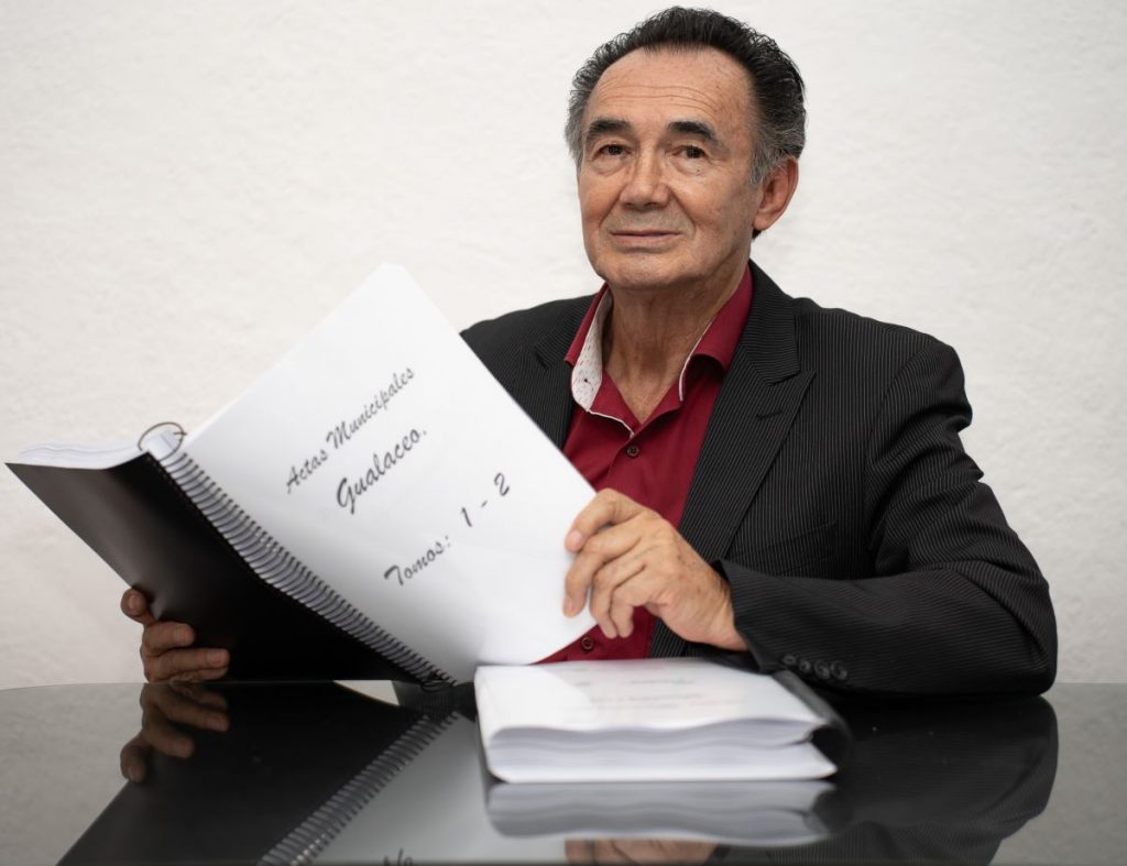 Hugo Lucero Luzuriaga, autor del libro “Gualaceo: apuntes históricos”.