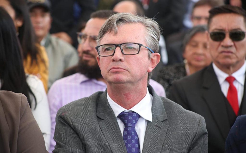 El Ministro Juan Carlos Vega adelantó el precio al que aumentarían las gasolinas Extra y Eco País.