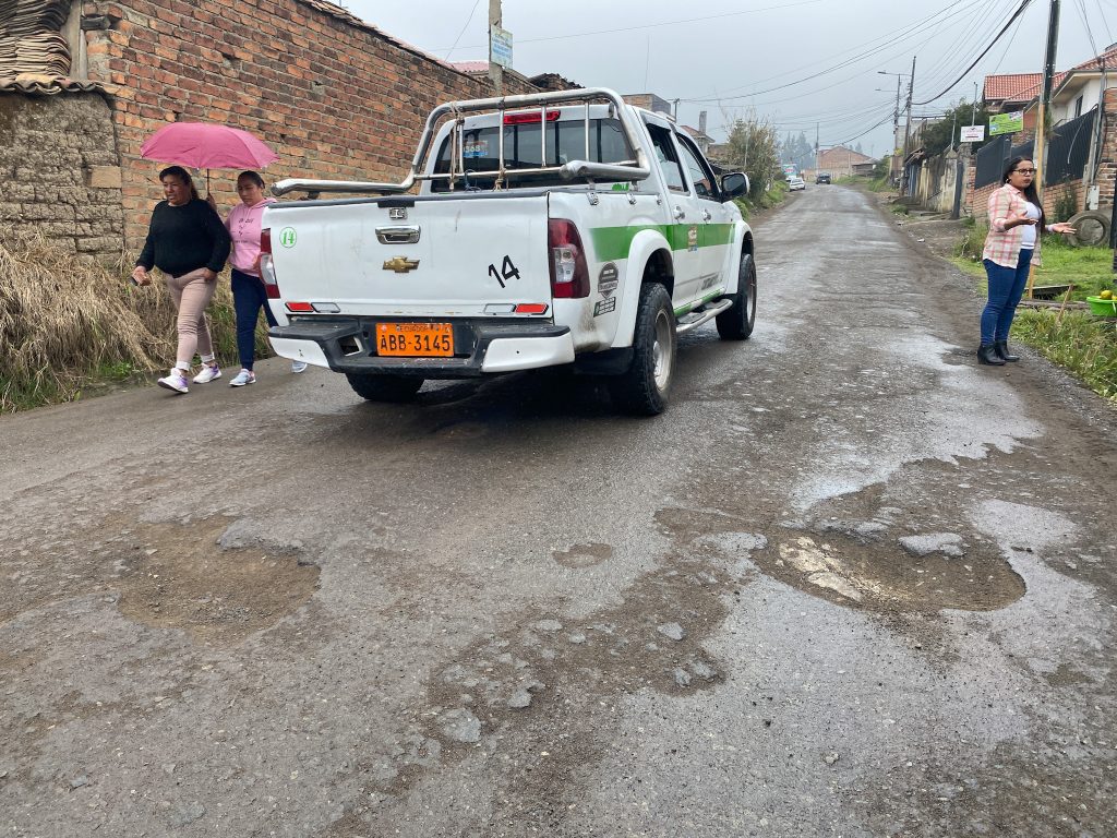 Los vecinos reclaman por varias necesidades como la falta de alcantarillado y vías en buen estado. XCA