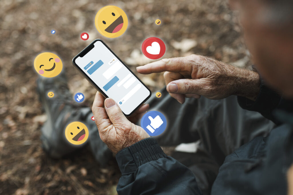 El uso de los emojis son tendencia mundial que ha revolucionado la forma de comunicarse a través de mensajería móvil. /Cortesía