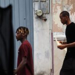 l temor a una nueva presidencia de Donald Trump en Estados Unidos se extiende a la frontera sur de México, donde empresarios y migrantes advierten a EFE de las repercusiones de los aranceles a productos mexicanos y las deportaciones masivas que propone el candidato republicano. EFE