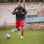 Los jugadores de Deportivo Cuenca se entrenan con la mira fija para el reinicio de la LigaPro Serie A. Cortesía