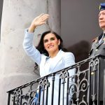 Verónica Abad en una de sus últimas entrevista califica al presidente Noboa de un personaje político híbrido.