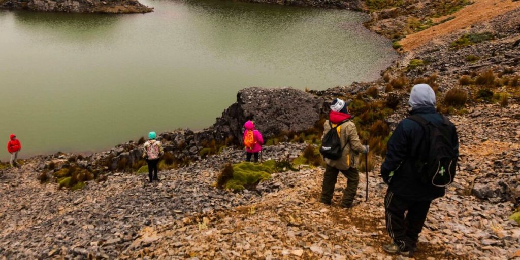 Verifique que su equipaje cuente con lo necesario antes de iniciar una excursión.