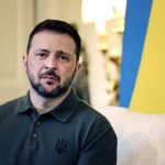 El Kremlin valoró hoy positivamente las palabras del presidente de Ucrania, Volodímir Zelenski, acerca de la posibilidad de celebrar negociaciones con Rusia para poner fin a la guerra.