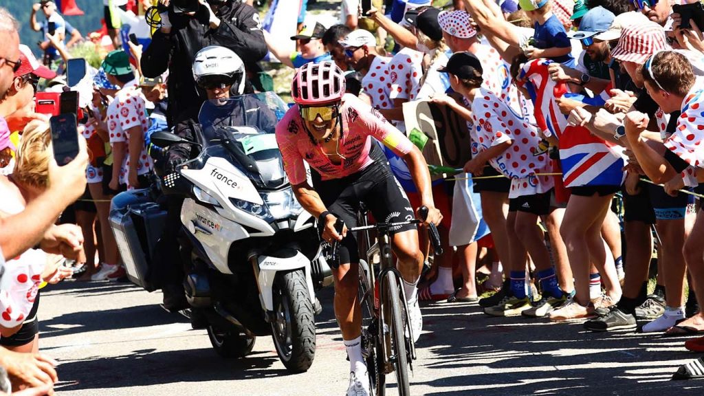 Richard Carapaz es el nuevo líder de la Montaña en el Tour de Francia.