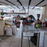 Arcsa clausuró un asadero de pollos por presencia de plagas y dos comercializadoras de alimentos en Santa Isabel y Cuenca.