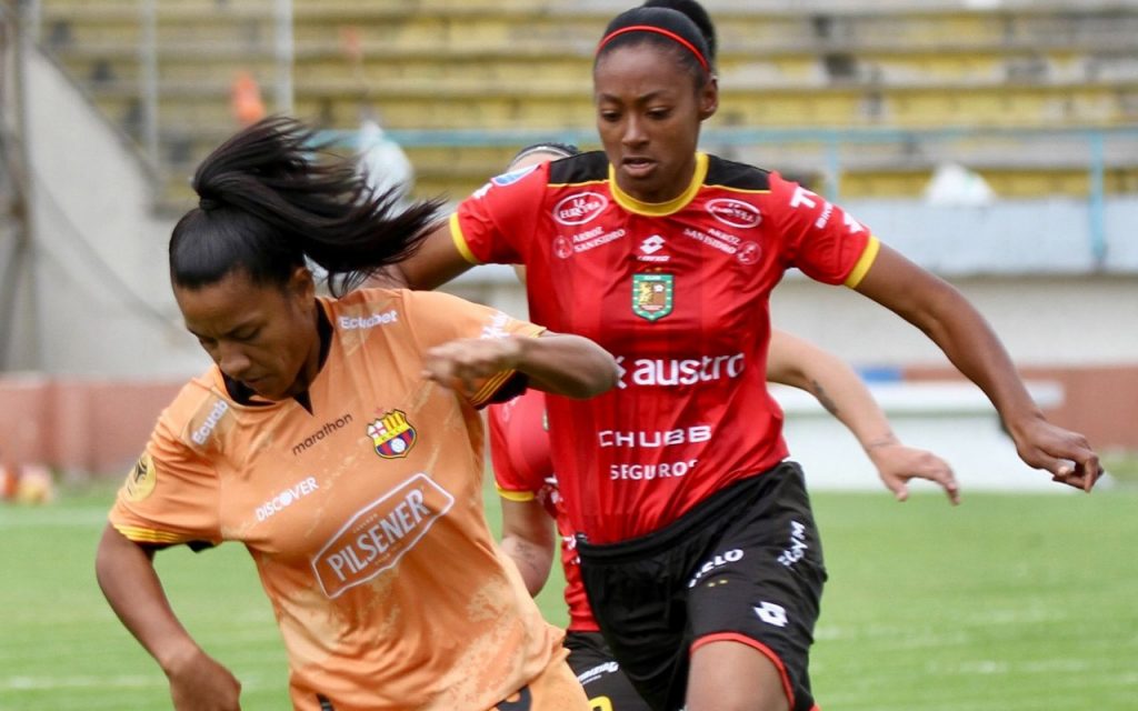 Jugadoras de las ‘Leonas’ y Barcelona se enfrentaron por la Superliga Femenina.