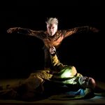 “Titzina Teatro” durante una presentación de su obra ‘Búho’, que apuesta por el trabajo de texto, teatro físico y visual.