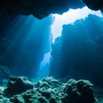 El fondo deL océano es capaz de producir su propio oxígeno y la fuente serían unos nódulos polimetálicos,