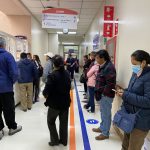 Pacientes en las instalaciones del Hospital “José Carrasco Arteaga”, del Instituto Ecuatoriano de Seguridad Social.