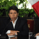 La Sala Penal Permanente de la Corte Suprema de Justicia de Perú revocó este lunes la prisión preventiva y ordenó la comparecencia ante las autoridades para tres implicados en una presunta red de sobornos durante el gobierno del destituido expresidente Pedro Castillo