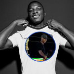 Moises Caicedo disfrutó de los juegos mecánicos en su natal Santo Domingo. Foto Internet