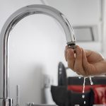 El corte del servicio de agua potable se dará en dos sectores de Cuenca, según anunció ETAPA EP.