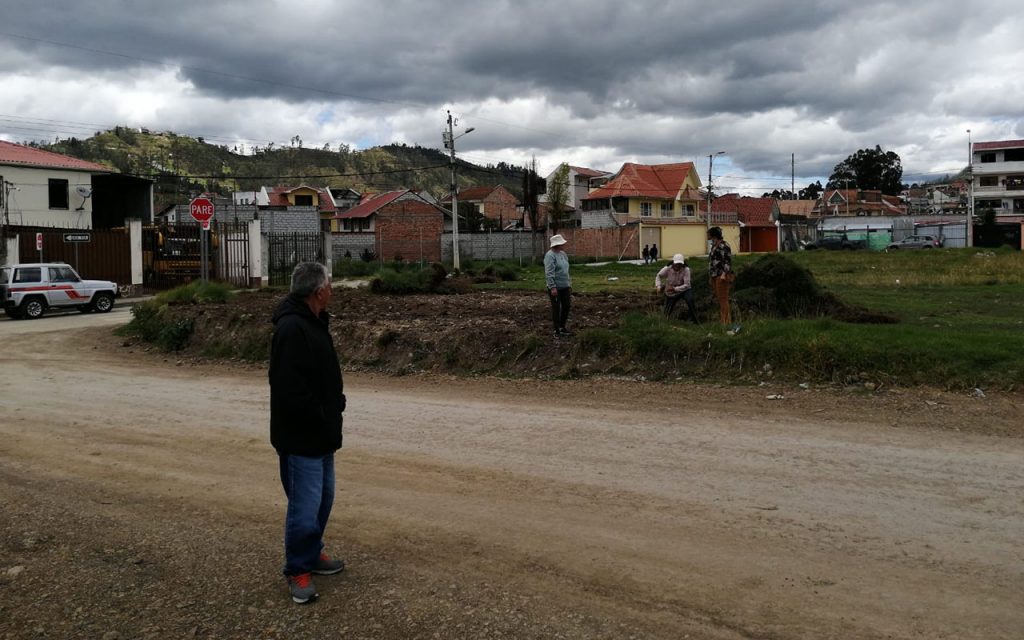 En este este terreno del barrio Los Libertadores se prevé construir la nueva UVC en Yanuncay, al sur de Cuenca.