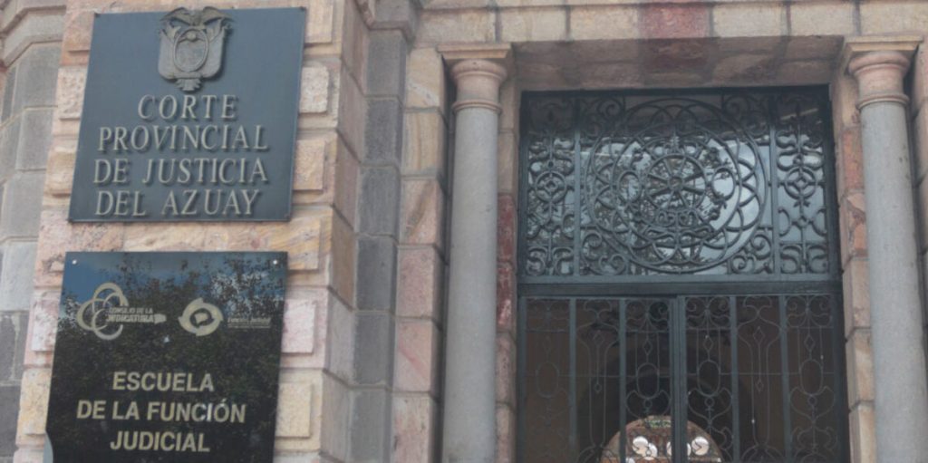 En apelación, Sala Penal del Azuay llamó a juicio a Brayan Steven J., por presunto abuso sexual.