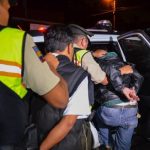 Michael Esteban E. y Francisco David R. fueron detenidos tras robo de una motocicleta en Gapal, el 7 de octubre de 2023.