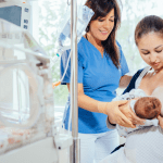 Según la Organización Mundial de la Salud, se estima que cerca de 2,7 millones de niños padecen de desnutrición debido a una alimentación inadecuada en sus primeros meses de vida