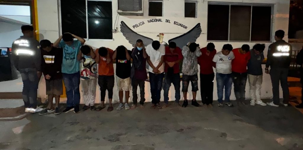 La Policía Nacional realizó detenciones de personas que estarían vinculadas a grupos delictivos dedicados a secuestros.