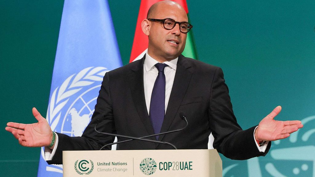 Stiell destacó la capacidad de América Latina y el Caribe para aprovechar su rica biodiversidad, sus crecientes niveles de educación y cualificación y su potencial para desarrollar energía limpia, lo que podría generar más empleos y atraer inversiones.