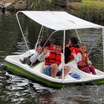 Ciudadano acudieron para dar un paseo en los botes habilitados por la EMAC en la laguna del Parque El Paraíso. /Cortesía