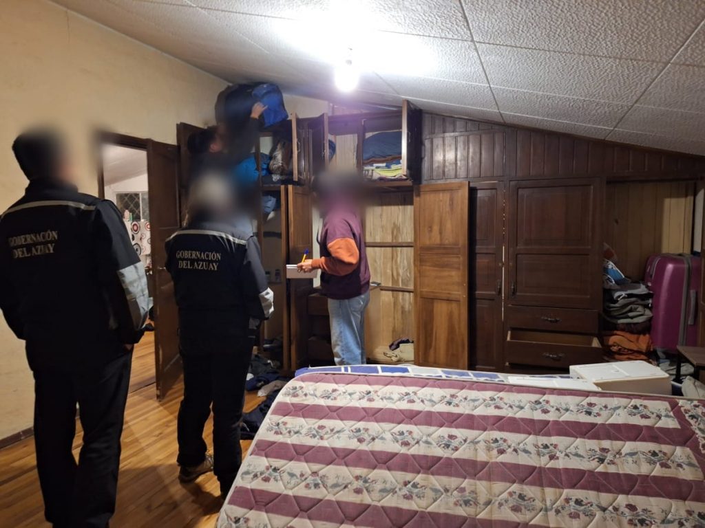 Los dos procesados fueron detenidos durante el allanamiento al un presunto centro de rehabilitación.