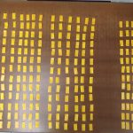 La Policía Nacional realizó operativos en Camilo Ponce Enríquez y detuvo a tres mujeres por tráfico de drogas e incautó armas y explosivos.