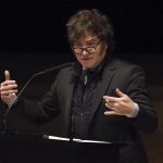 Milei, adelantó " asistirá al Congreso de su país a defender el proyecto de Presupuesto 2025 que el libertario propondrá con equilibrio fiscal.