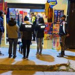 Los locales fueron clausurados por personal de la Intendencia y agentes de la Policía Nacional.